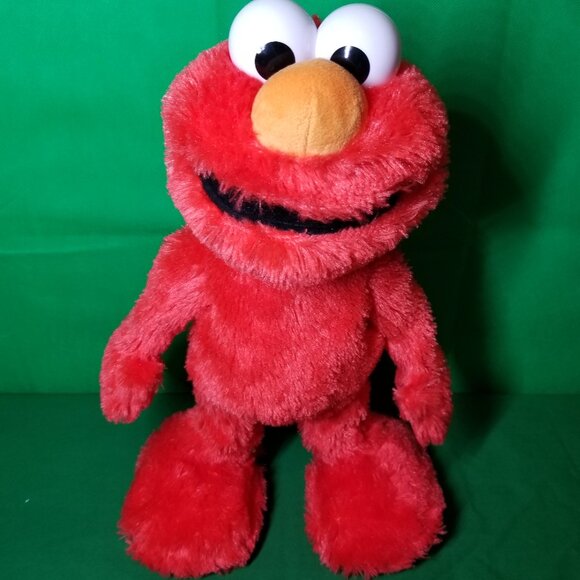 Sesame Street Elmo Plush 14 Red Interactive Toy Elmo Slide English or Spanish